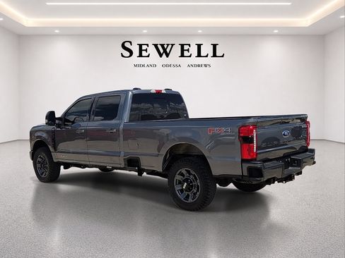 Used 2023 Ford F350 Lariat w/ Sport Appearance Package AWD/4WD image 3