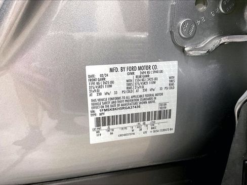 Used 2024 Ford Explorer ST-Line w/ Class IV Trailer Tow Package AWD/4WD image 43