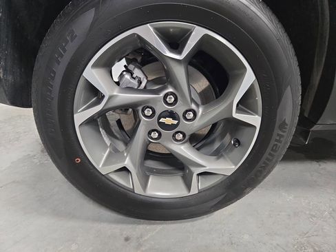 Used 2024 Chevrolet Trax LT w/ Driver Confidence Package image 36