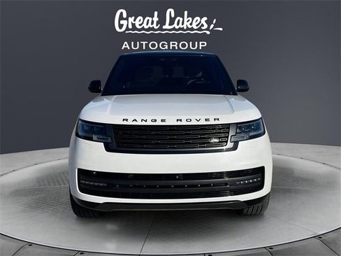 Used 2023 Land Rover Range Rover SE image 8