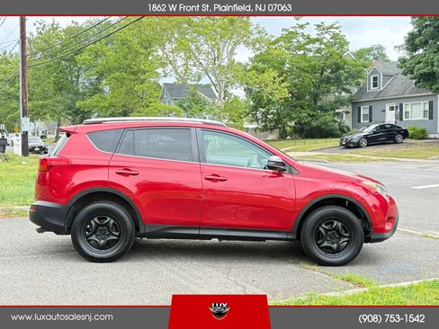 Used 2014 Toyota RAV4 LE AWD/4WD image 5
