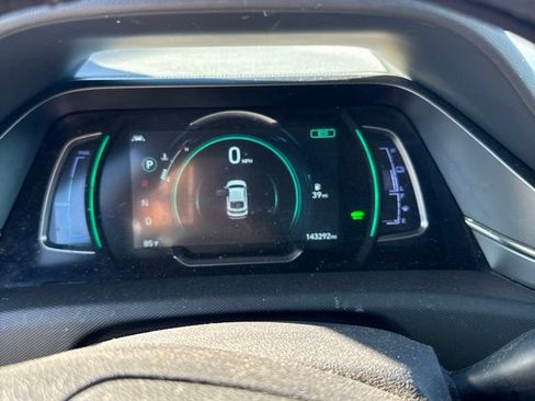 Used 2020 Hyundai Ioniq SE FWD image 4