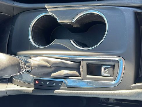 Used 2022 Chevrolet Equinox LT image 27