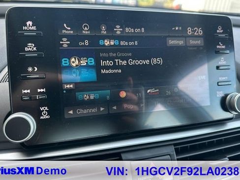 Used 2020 Honda Accord Touring image 31