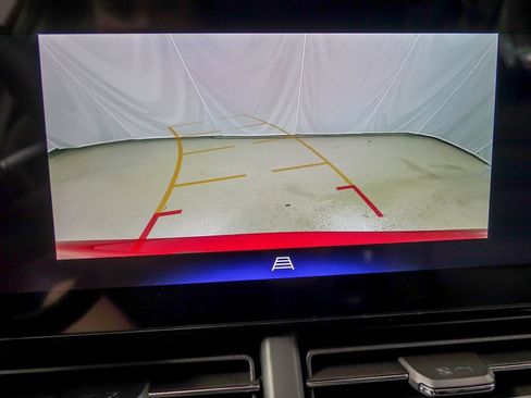 New 2026 Chevrolet Trax LT w/ Driver Confidence Package image 18