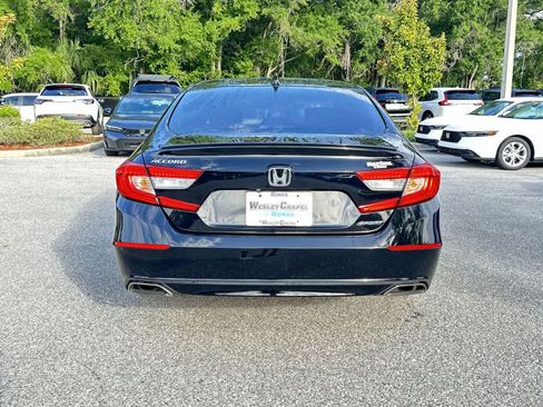 Used 2019 Honda Accord Sport image 5