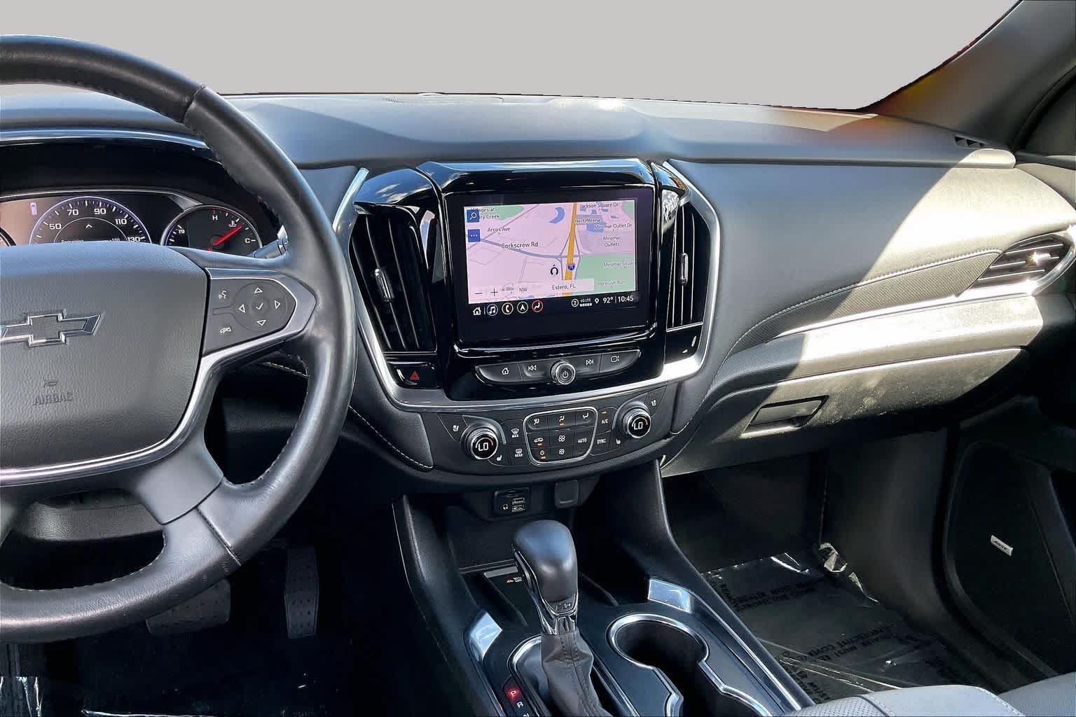 Used 2022 Chevrolet Traverse Premier w/ Redline Edition AWD/4WD image 7