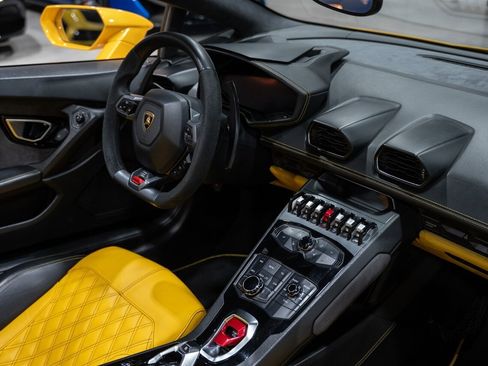 Used 2016 Lamborghini Huracan LP 610-4 image 54