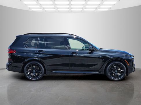 New 2026 BMW X7 xDrive40i w/ M Sport Package image 7