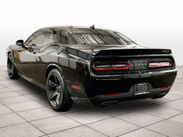 Used 2022 Dodge Challenger SRT Hellcat w/ Plus Package RWD image 10