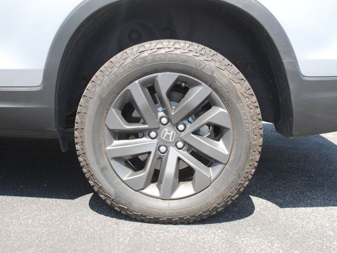 Used 2024 Honda Ridgeline Sport image 29