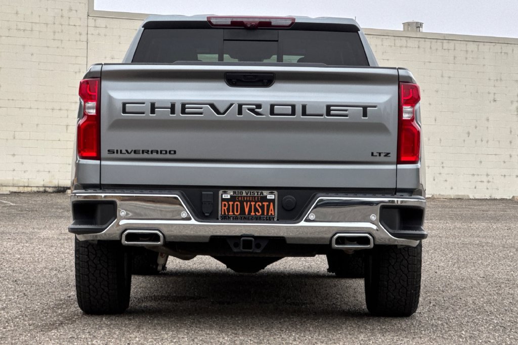 Used 2024 Chevrolet Silverado 1500 LTZ AWD/4WD image 5