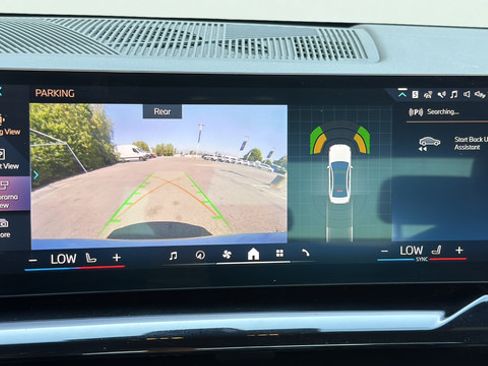 Used 2025 BMW 530i RWD image 21
