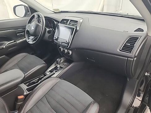 Used 2024 Mitsubishi Outlander Sport SE image 13