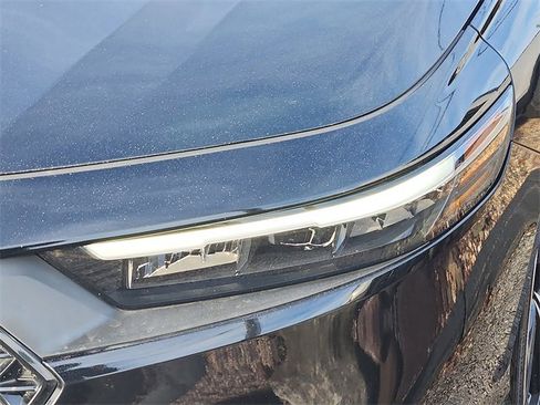 Used 2024 Honda Accord Sport image 9