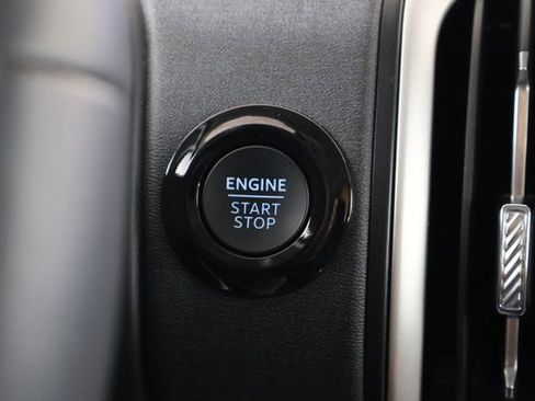 Used 2025 Ford Expedition Max Active RWD image 29