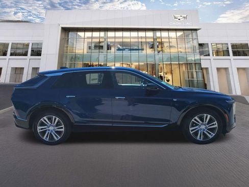 Used 2026 Cadillac Optiq Luxury 1 image 4