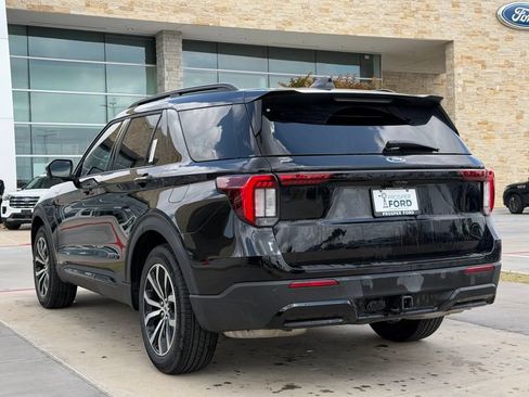 New 2026 Ford Explorer ST-Line w/ Premium Package RWD image 11