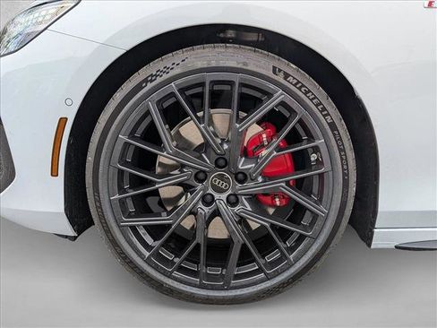 New 2026 Audi A6 Prestige image 9