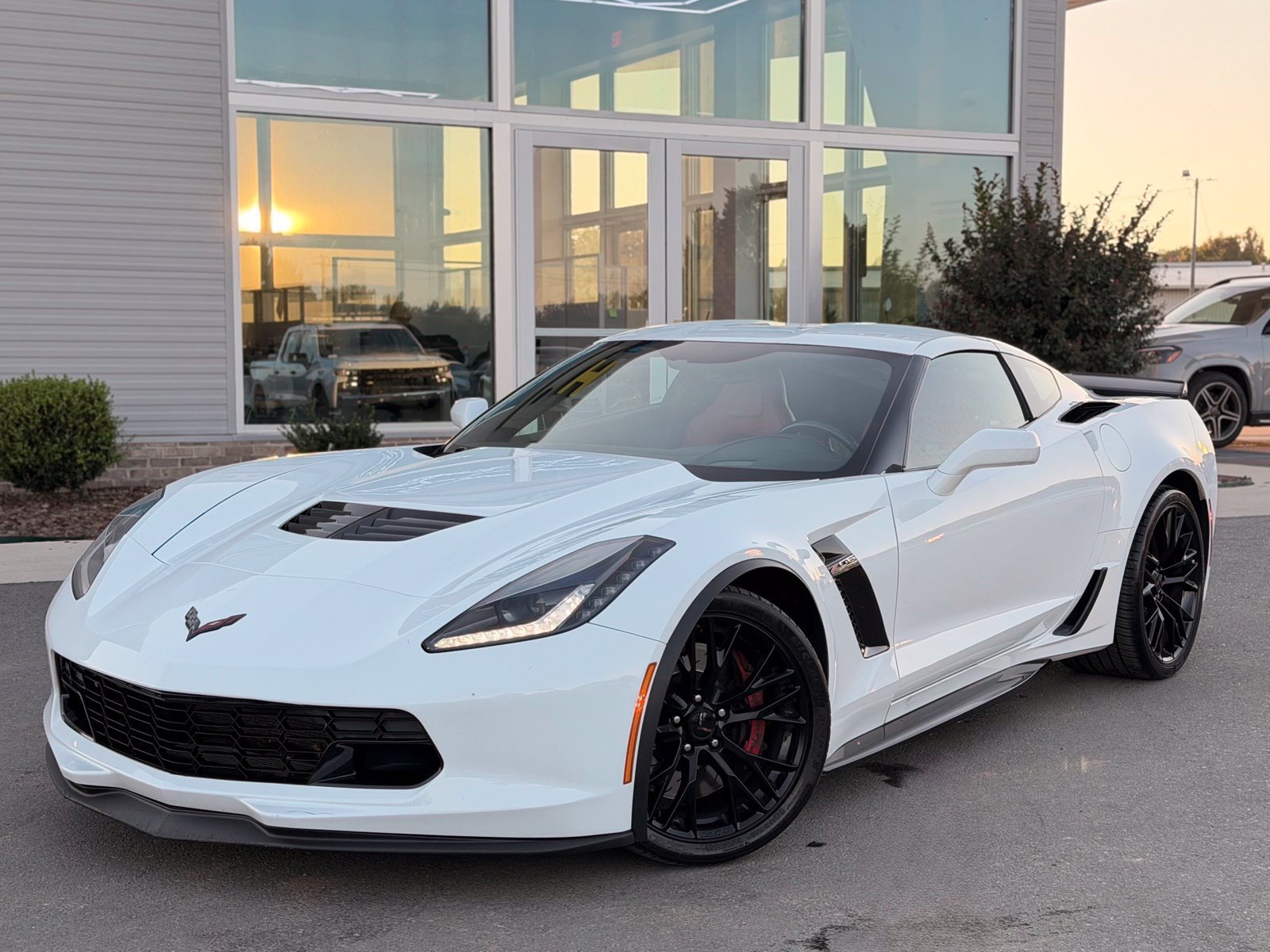 Used 2017 Chevrolet Corvette Z06 w/ Battery Protection Package RWD image 8
