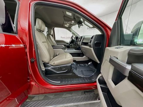 Used 2019 Ford F150 XLT w/ Equipment Group 302A Luxury AWD/4WD image 27