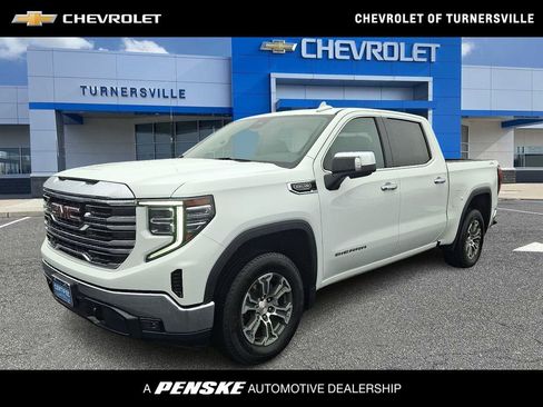 Certified 2024 GMC Sierra 1500 SLT image 1