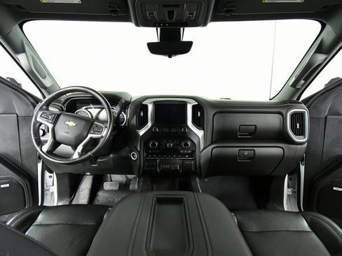 Used 2020 Chevrolet Silverado 1500 LTZ w/ LTZ Plus Package image 18