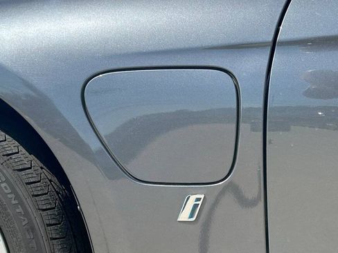 Used 2017 BMW 330e image 34