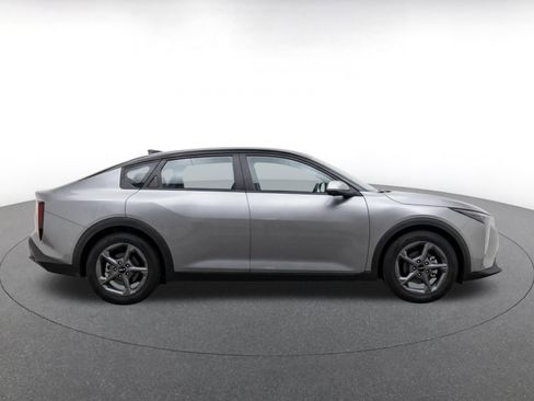 Used 2025 Kia K4 FWD image 10