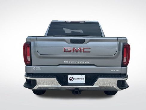 Used 2025 GMC Sierra 1500 SLT AWD/4WD image 5