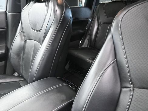 Used 2023 INFINITI QX60 Luxe w/ Performance Audio Package FWD image 14
