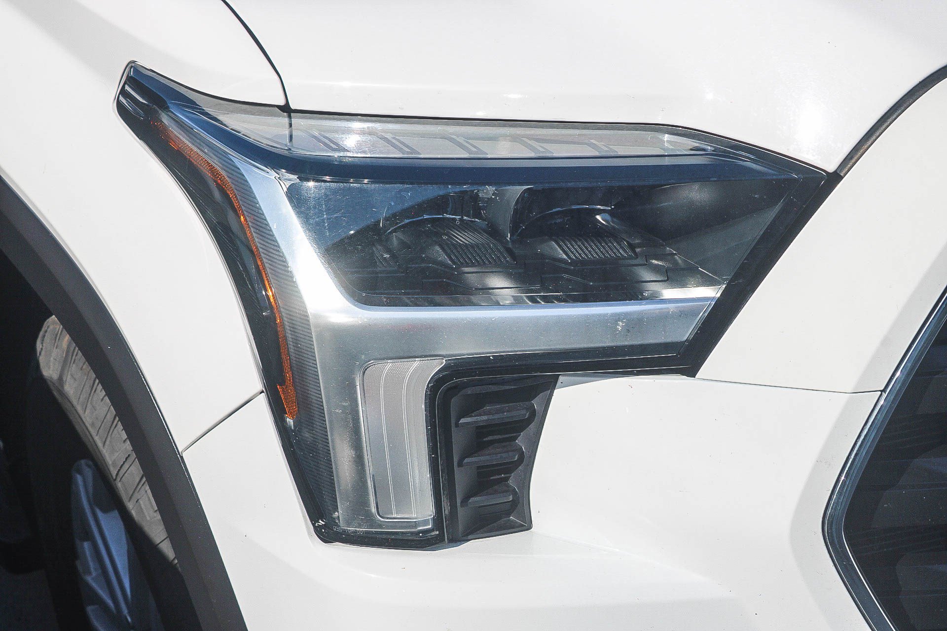 Used 2025 Toyota Sequoia SR5 AWD/4WD image 2