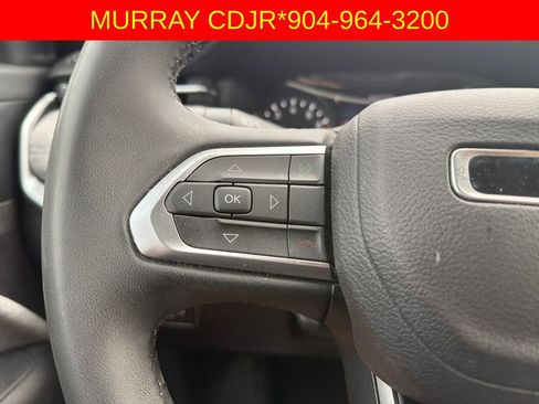 Used 2024 Jeep Compass Latitude image 22