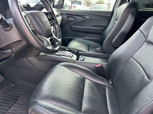 Used 2020 Honda Passport Touring image 12