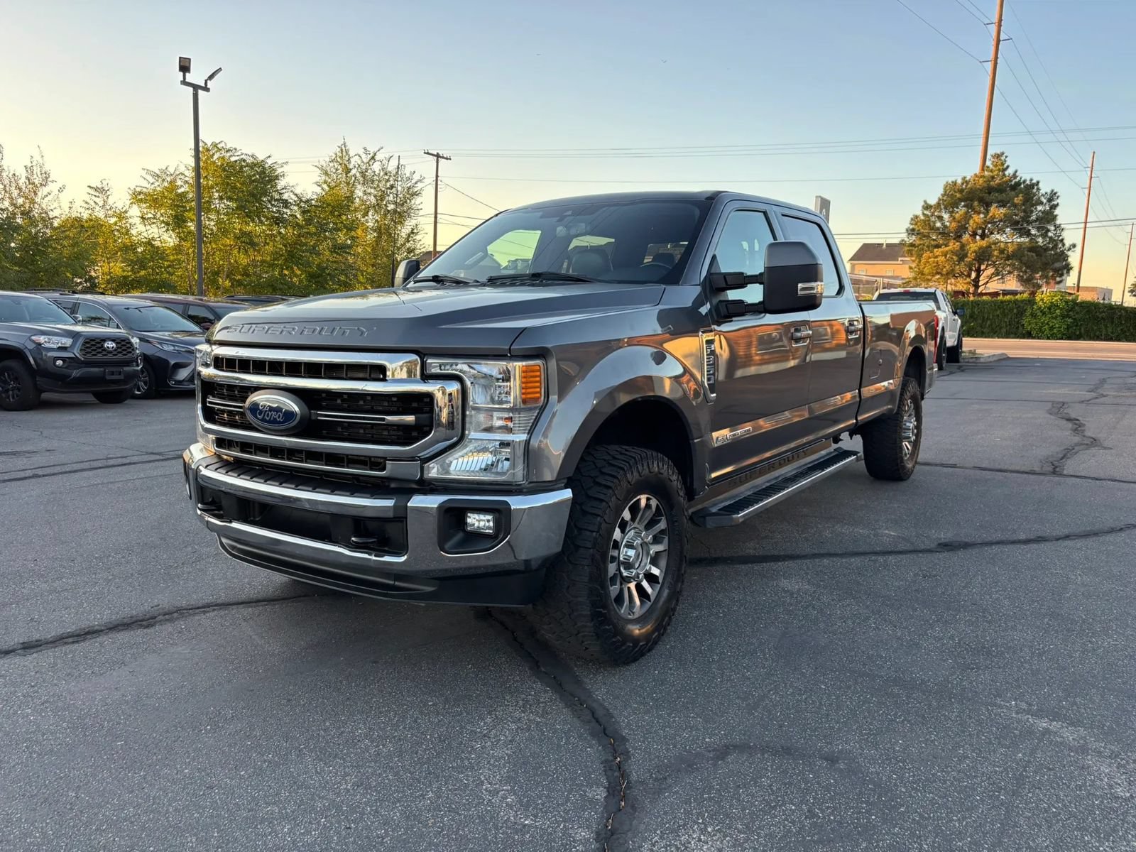Used 2022 Ford F350 Lariat AWD/4WD image 3