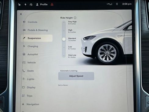 Used 2016 Tesla Model X 90D image 27