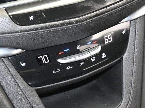 Used 2024 Cadillac XT5 Luxury FWD image 24