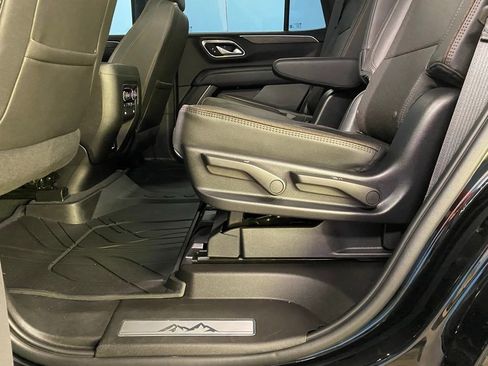 Used 2023 Chevrolet Tahoe High Country image 34