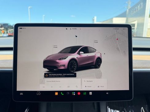 Used 2023 Tesla Model Y Long Range AWD/4WD image 19