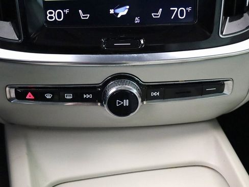 Used 2019 Volvo S60 T5 Momentum w/ Premium Package image 20