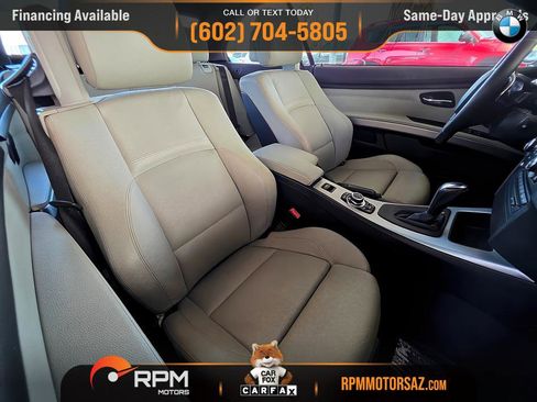 Used 2010 BMW 335i Convertible w/ Premium Pkg image 14