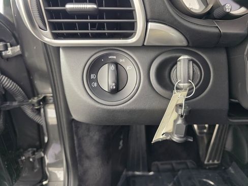 Used 2007 Porsche 911 Carrera S image 21