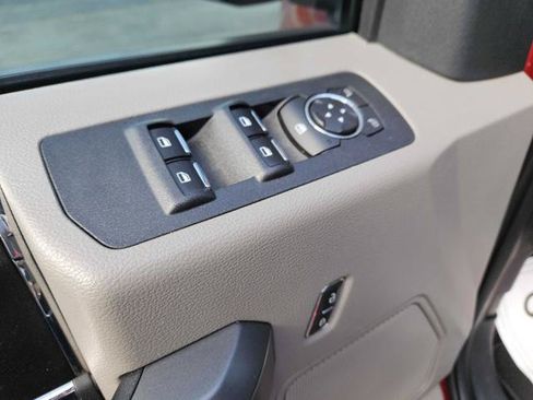Used 2018 Ford F150 XLT AWD/4WD image 16