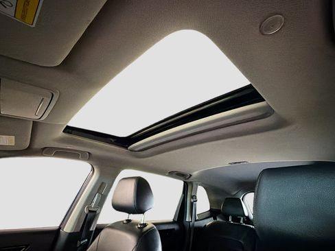 Used 2024 Honda CR-V EX-L image 25