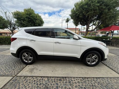 Used 2018 Hyundai Santa Fe Sport AWD/4WD image 4