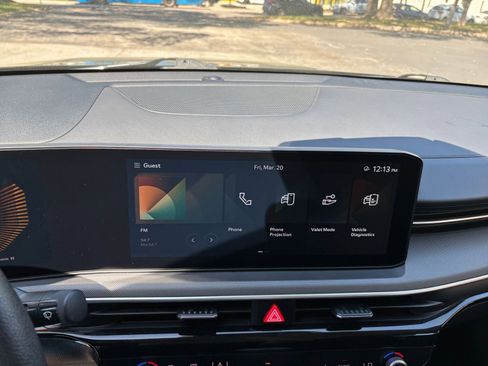 Used 2025 Kia K5 LXS image 17