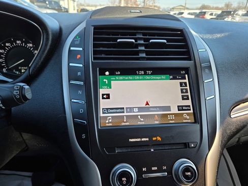 Used 2019 Lincoln MKC Reserve w/ MKC Climate Package image 10