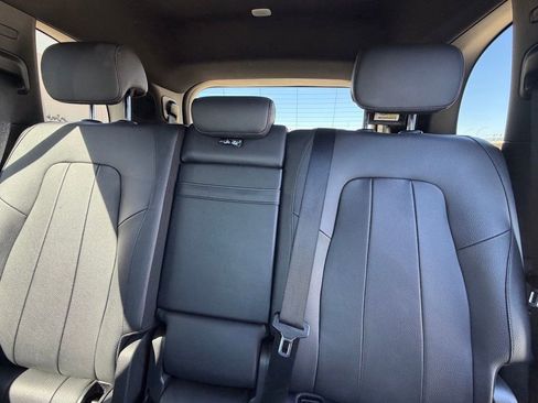 Used 2020 Mercedes-Benz GLB 250 image 7