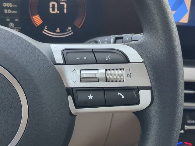 New 2025 Hyundai Tucson SEL FWD image 24