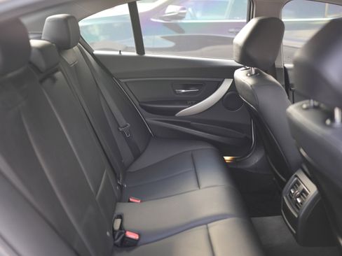 Used 2016 BMW 320i xDrive Sedan image 23